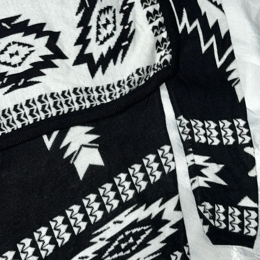 H&M Open Front Tribal Print Cascading Cardigan X-Small